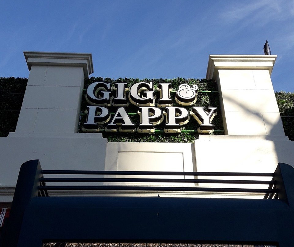 Gigi & Pappy