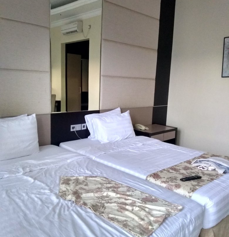 Grand Ussu Hotel & Convention主图