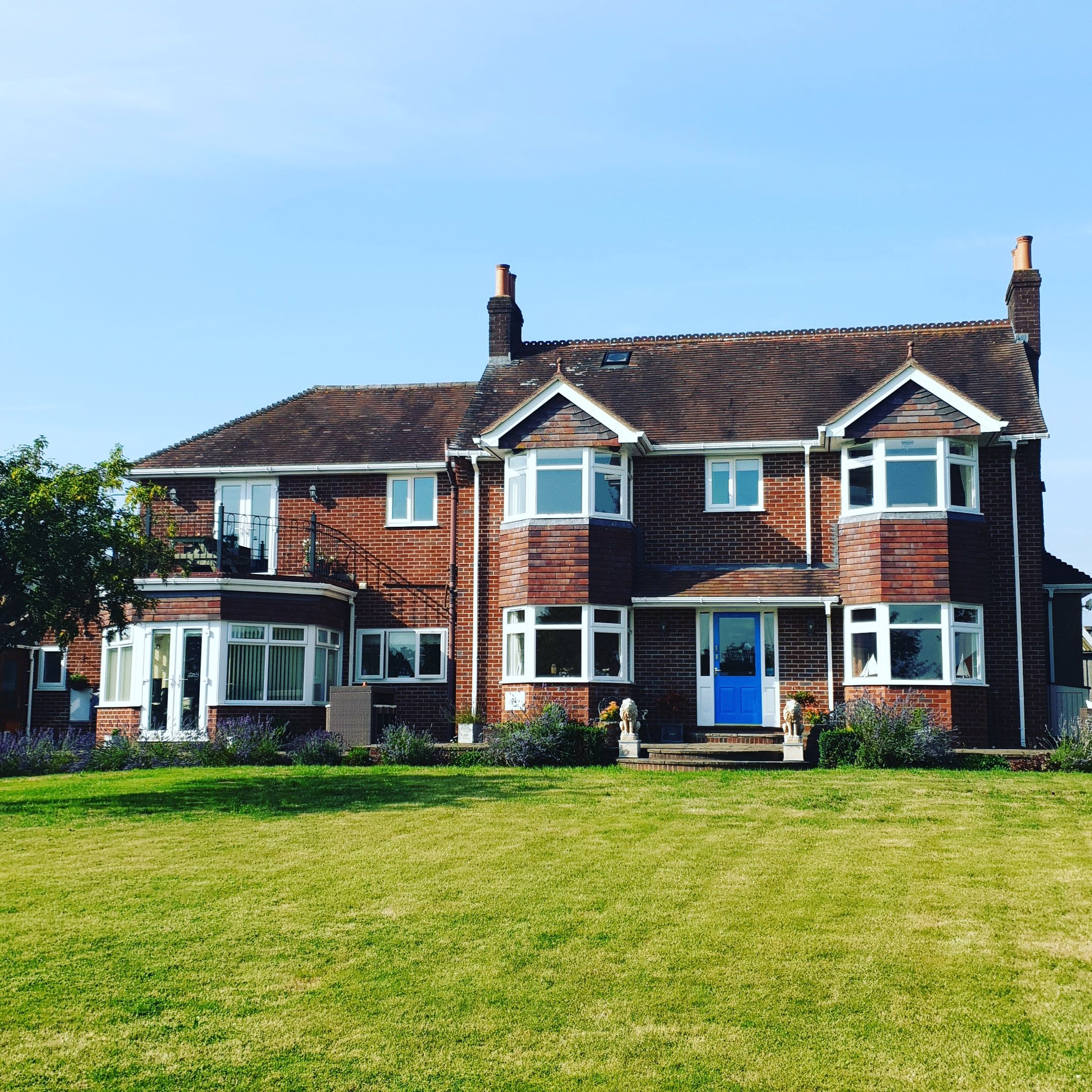 The Moorhead Bed & Breakfast-官方