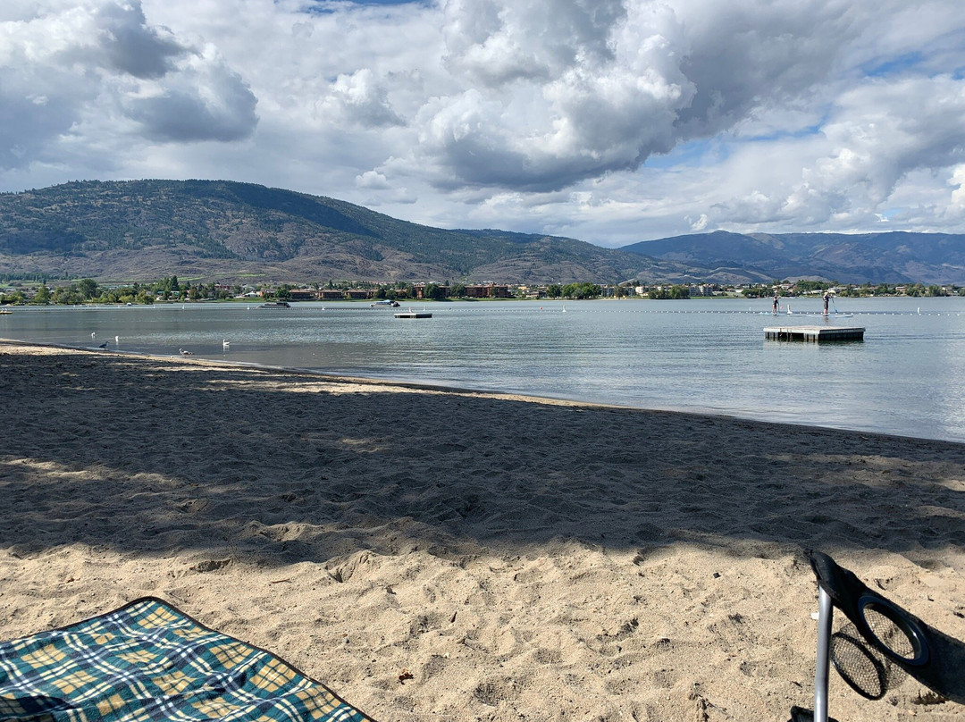 Poplars Motel On The Lake主图