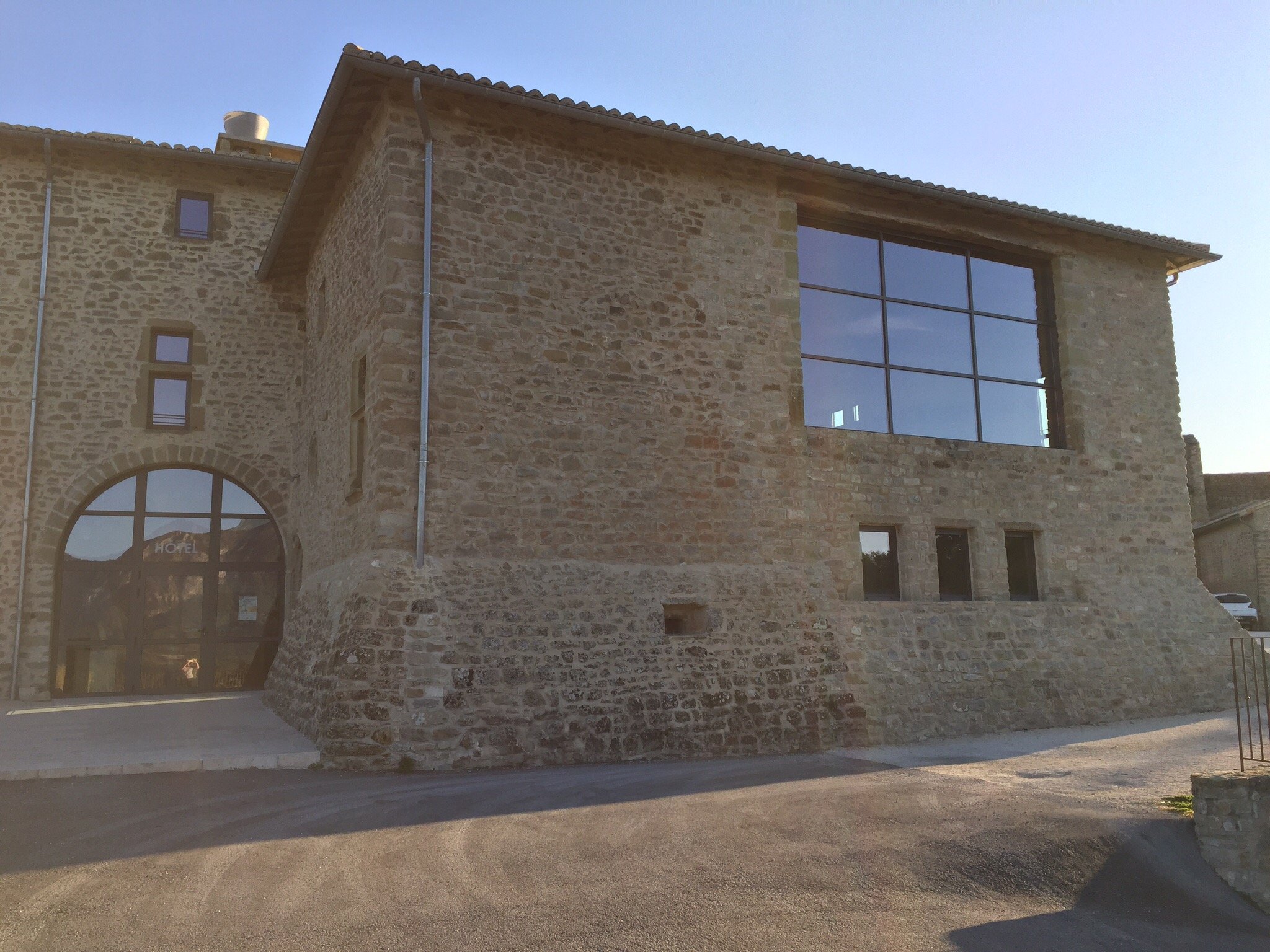 Hôtel Château du Poët-célard-官方