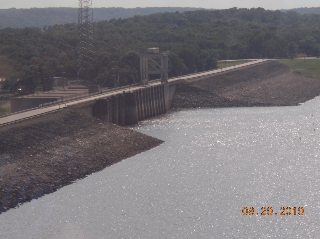 Truman Dam / Visitors Center景点图片