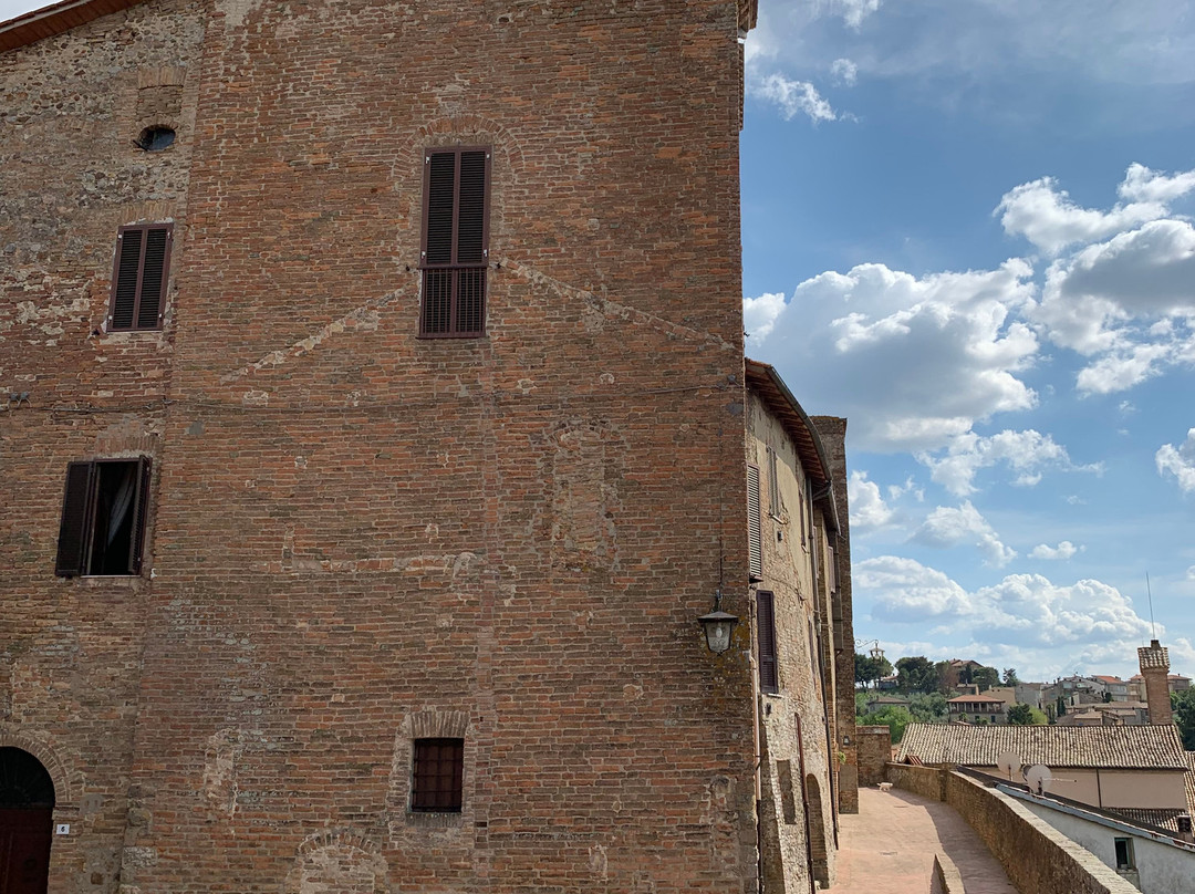 Castello di Fabro-法布罗必去景点
