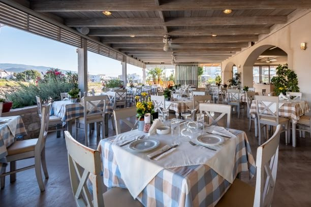Oneiro Taverna