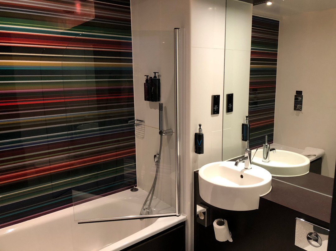 Village Hotel Warrington主图