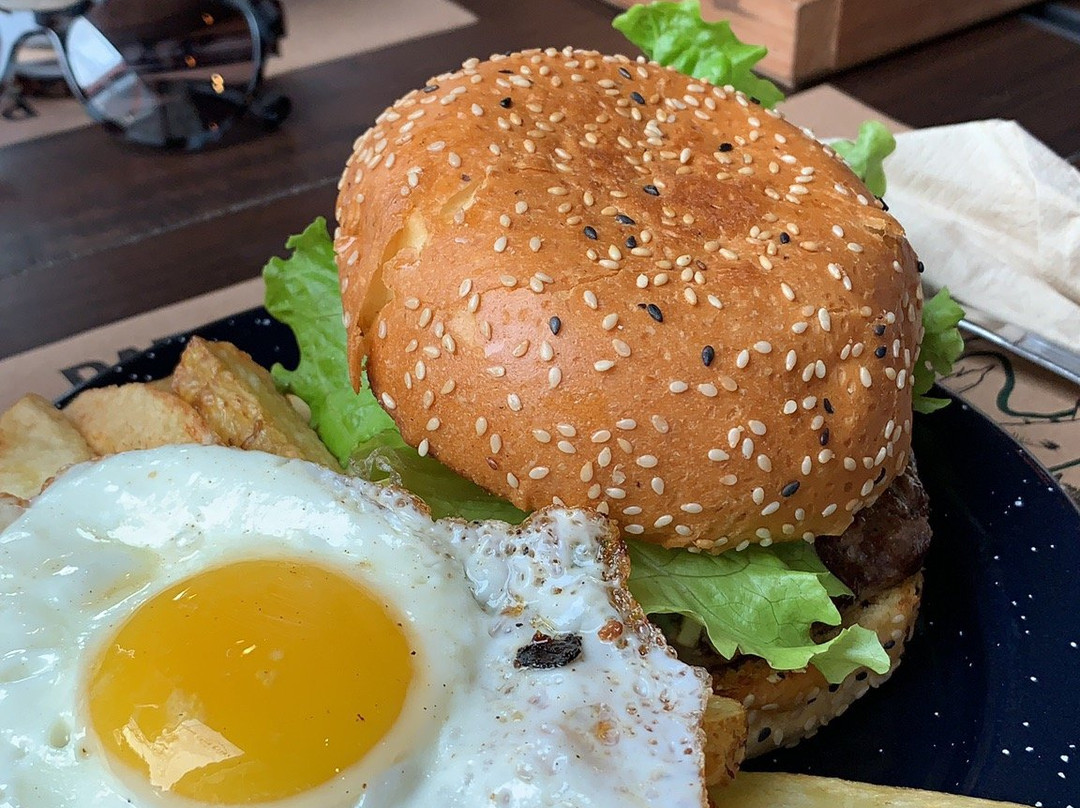 Rincon de Milberg餐馆和美食-Cerveza Patagonia - Refugio Remeros Plaza