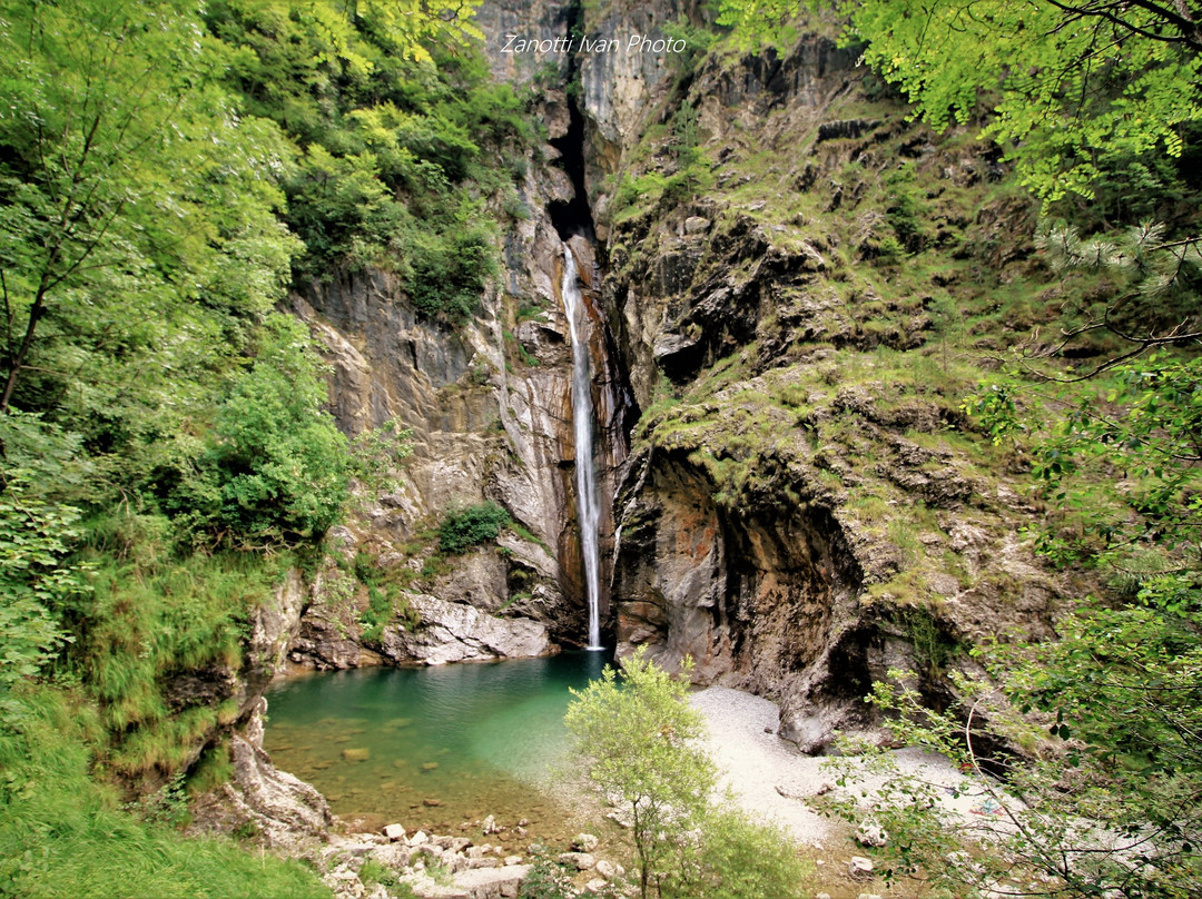 Cascata Buco della morte-Storo必去景点