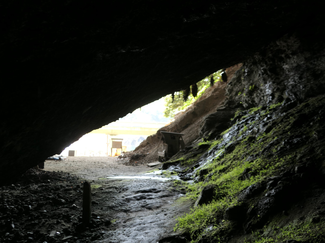Inome Cave Remains-出云市必去景点