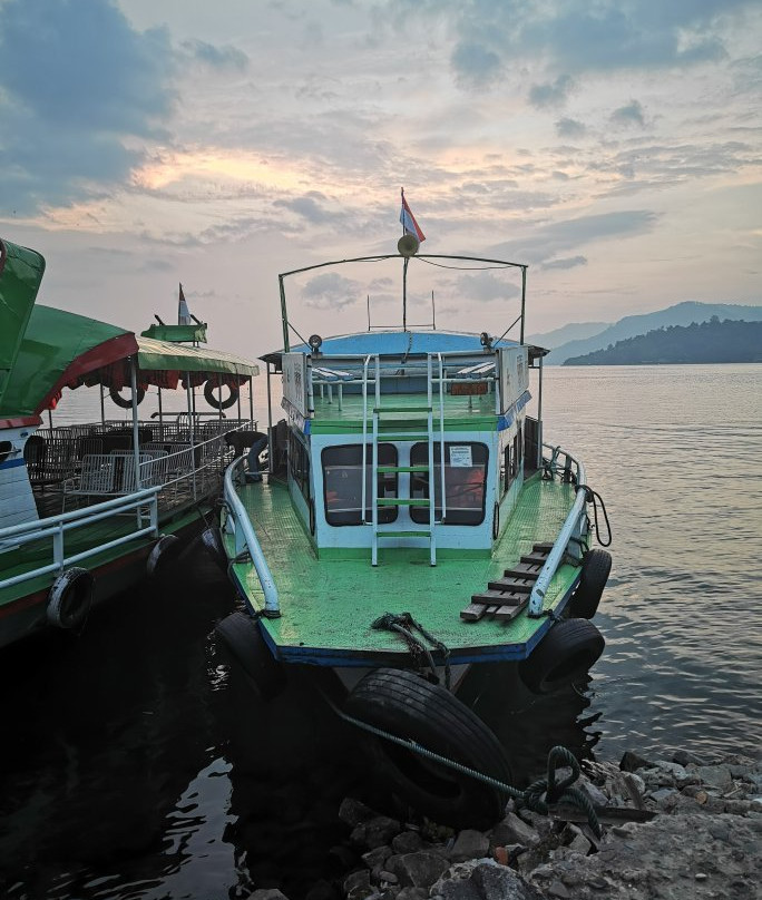 Hotel Pandu Lakeside Parapat主图