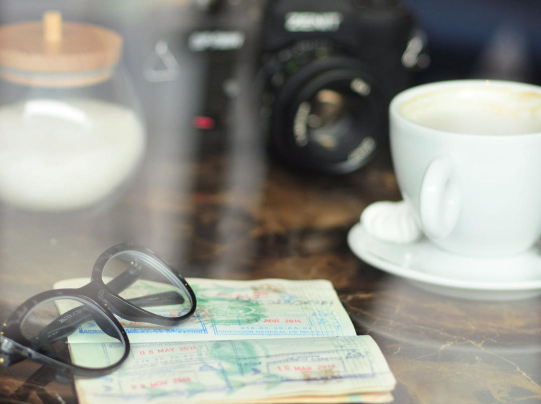 Patio Design LifeStyle Center-圣克鲁斯省必去景点