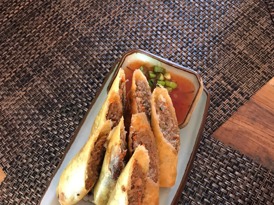 Victor餐馆和美食-AmeriAsia Bistro