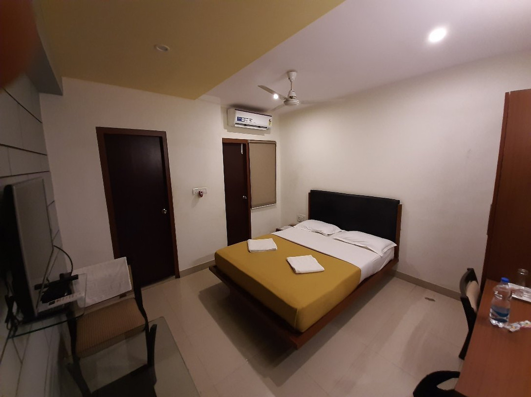 The Basil Leaf Hotel主图