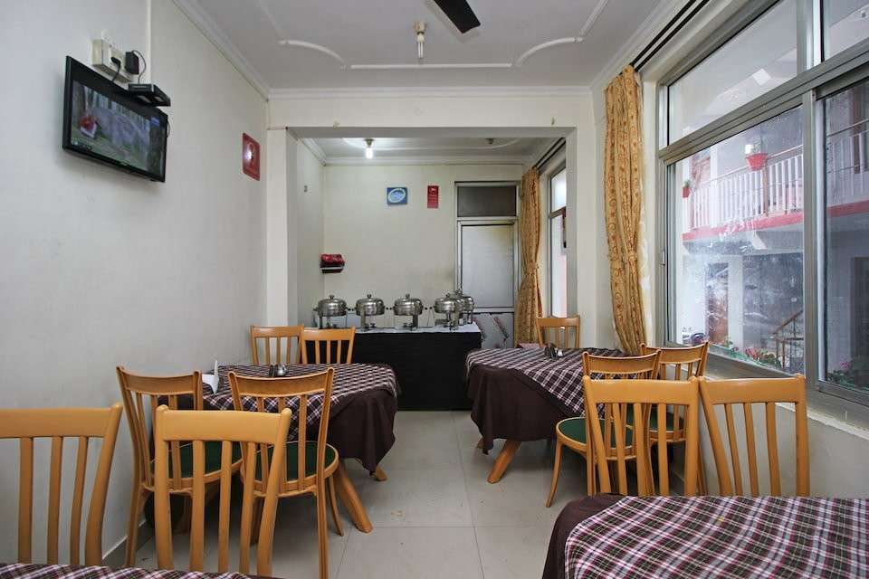 Hotel Anuj Regency主图