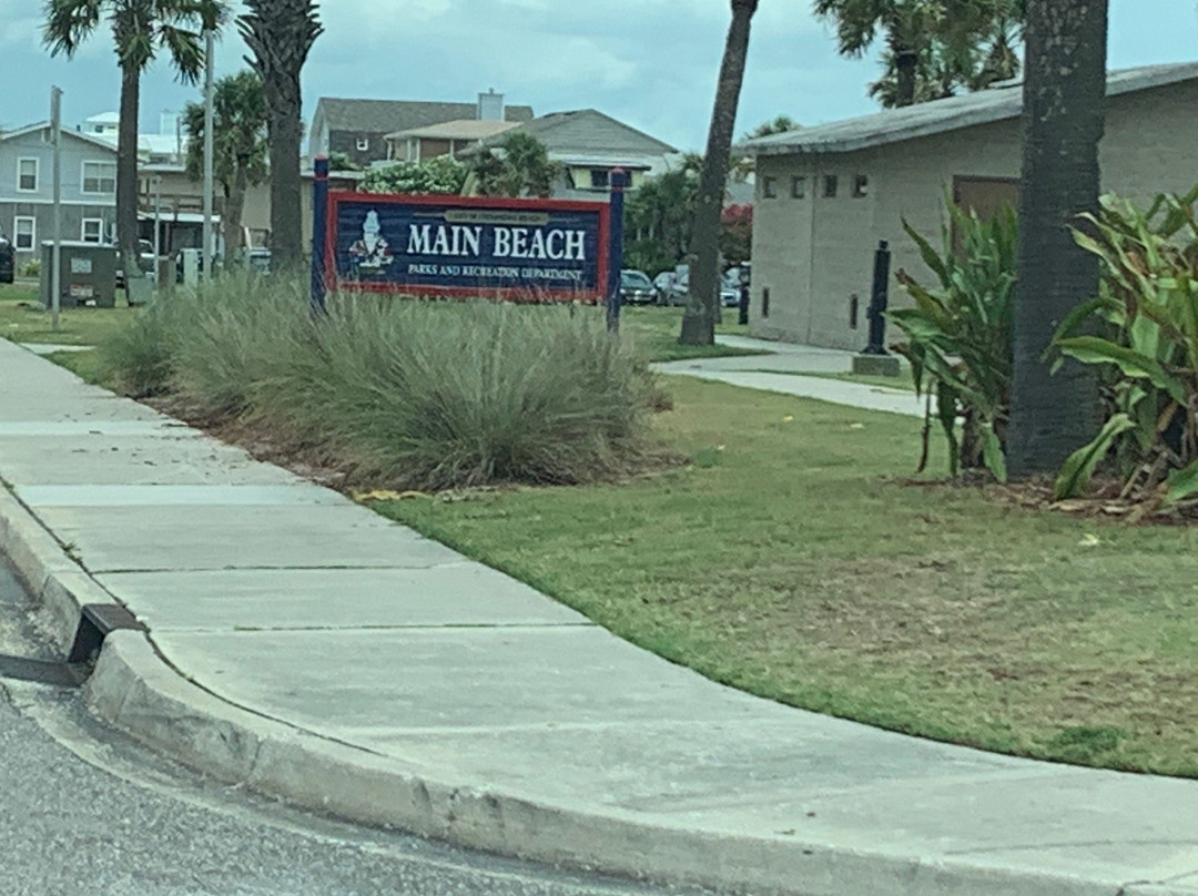 Main Beach-阿米莉亚岛必去景点