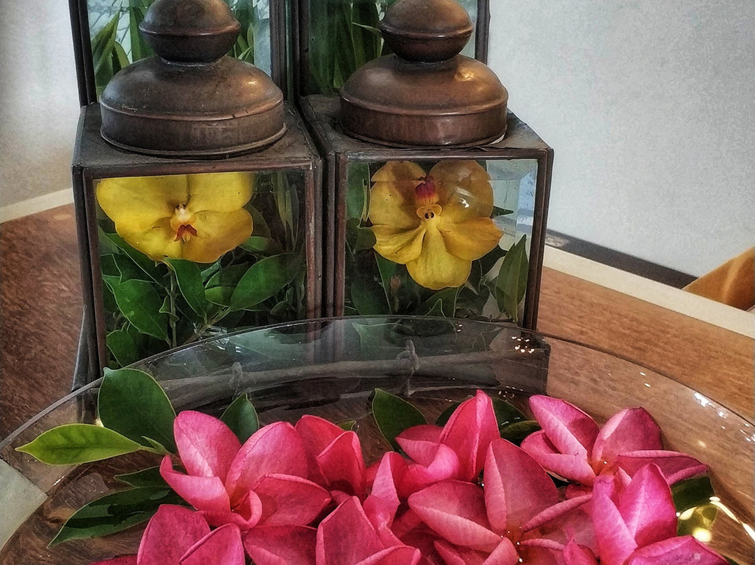 华欣德瓦萨穆度假酒店主图