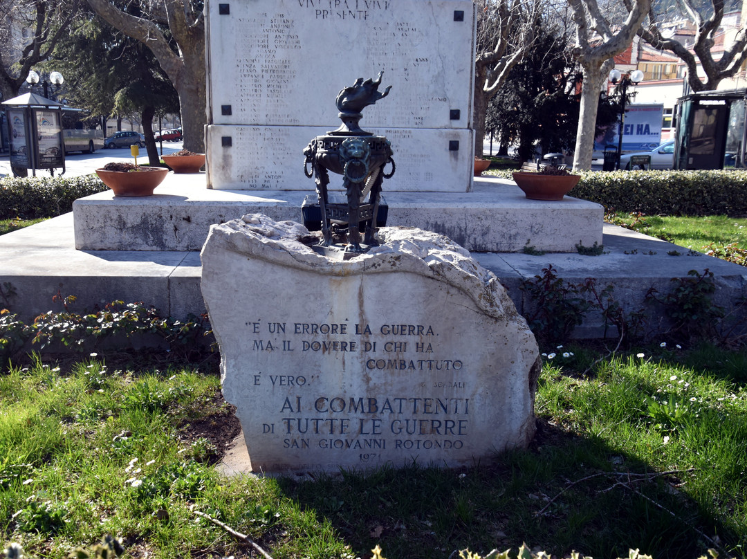 Monumento ai Caduti di Guerra景点图片
