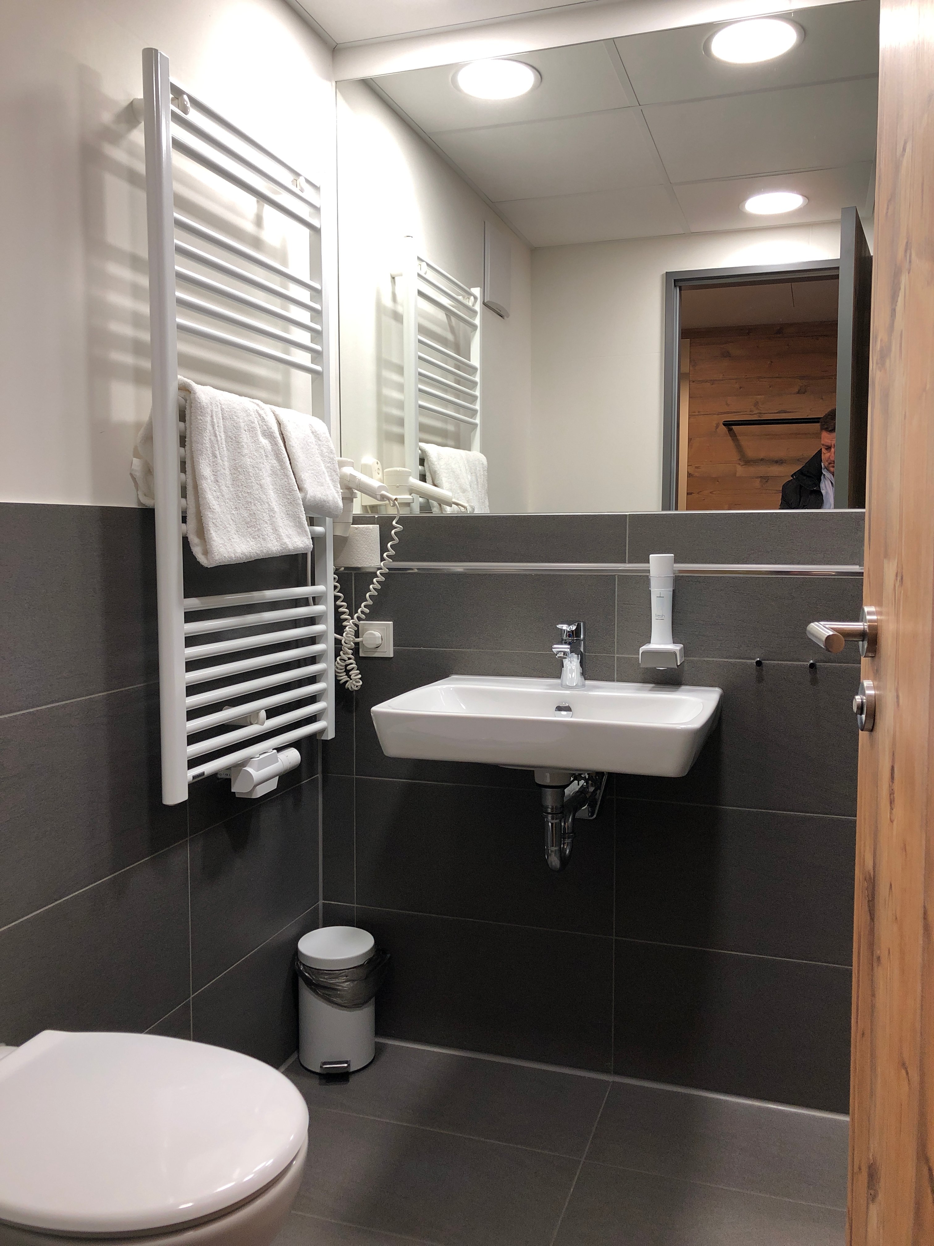 Hotel Alb Inn-浴室