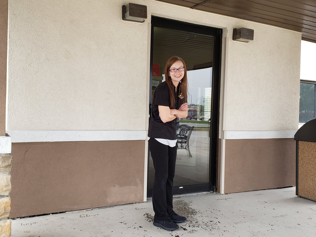 Quality Inn Near I-72 And Hwy 51主图