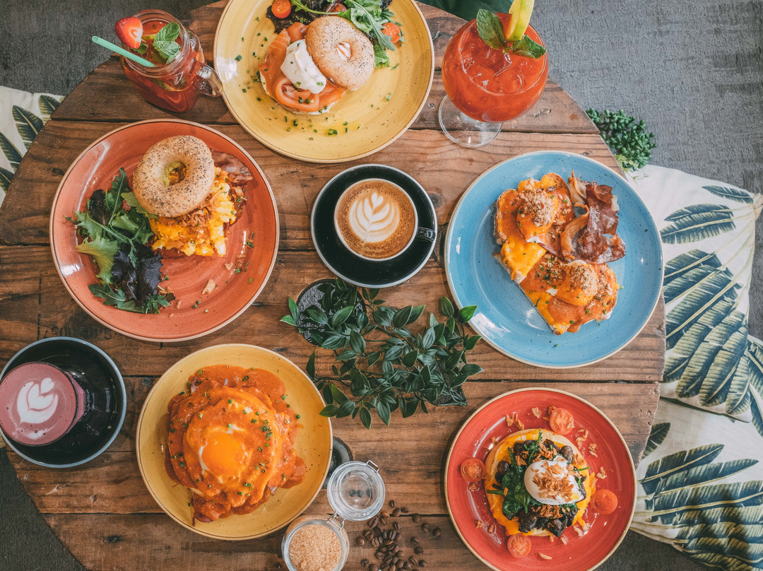 Zenith Brunch & Cocktails