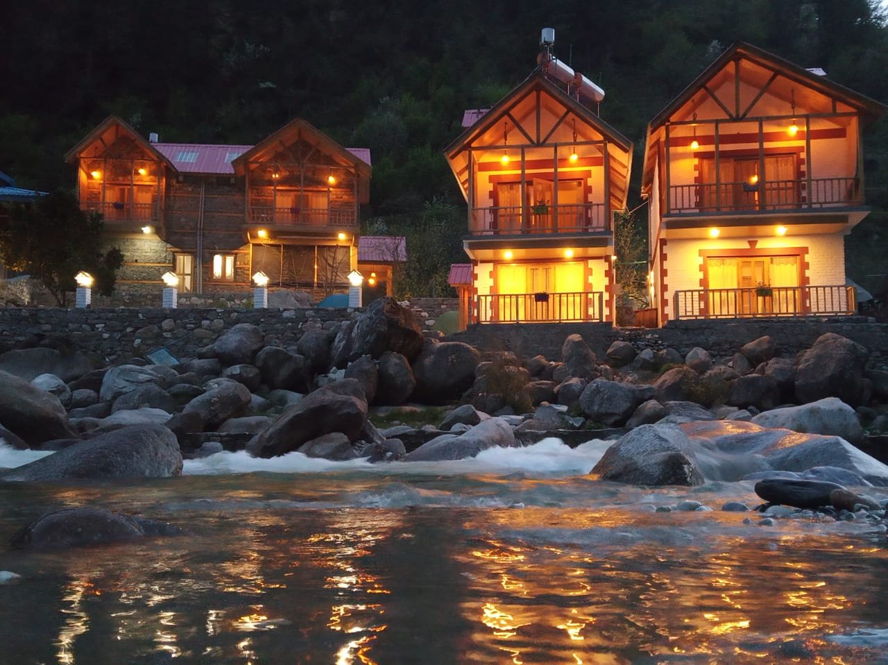 Offbeat Abodes - Tirthan Valley-官方