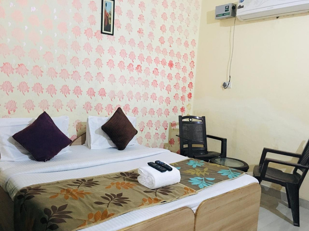 Hotel Blue Star Haldwani By Amazone Holidays主图