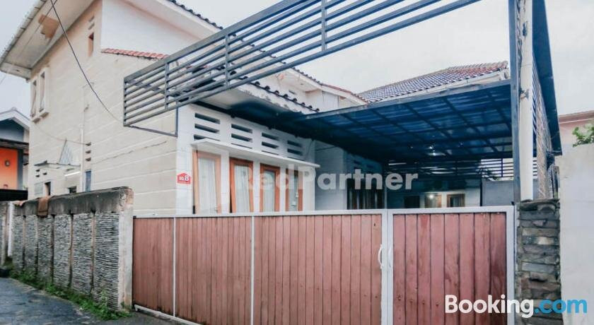 Kota Padi Homestay Cianjur Syariah RedPartner