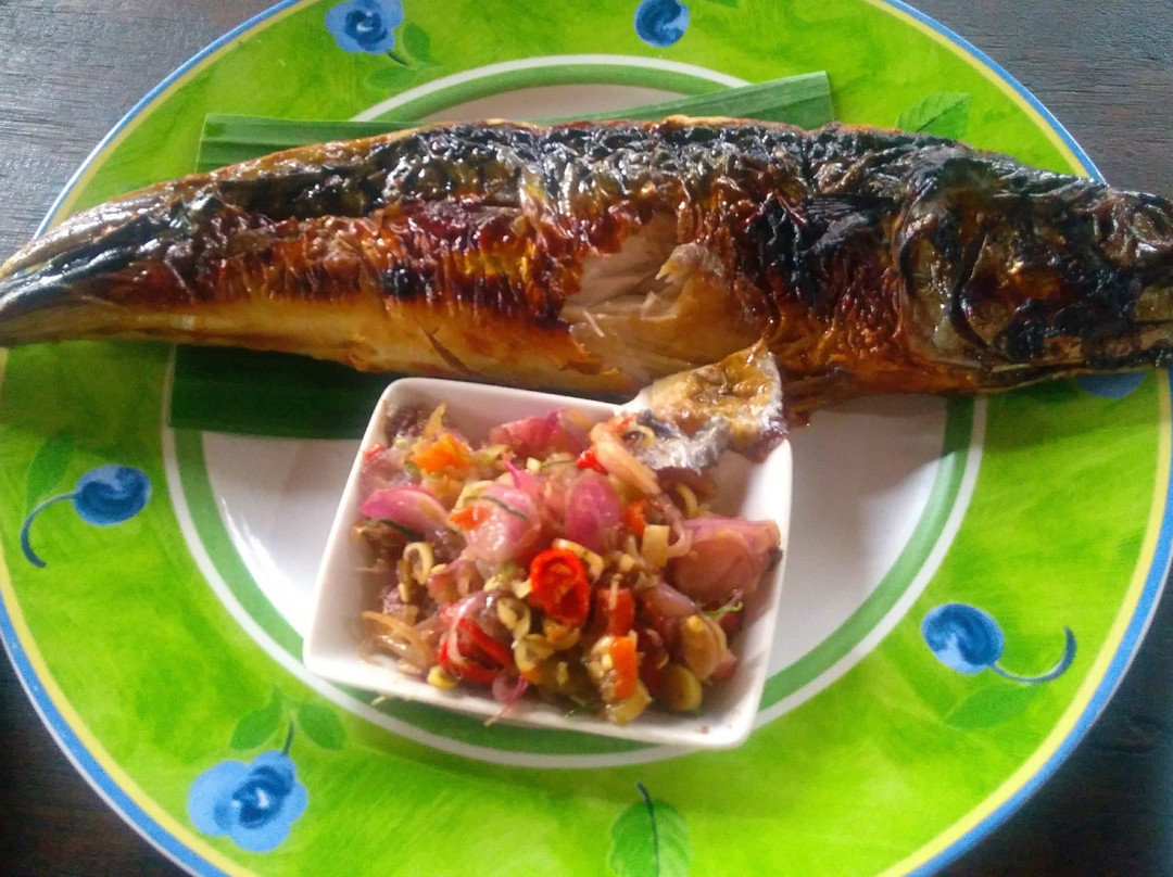 Rumah Makan Ikan Bakar Slengseng