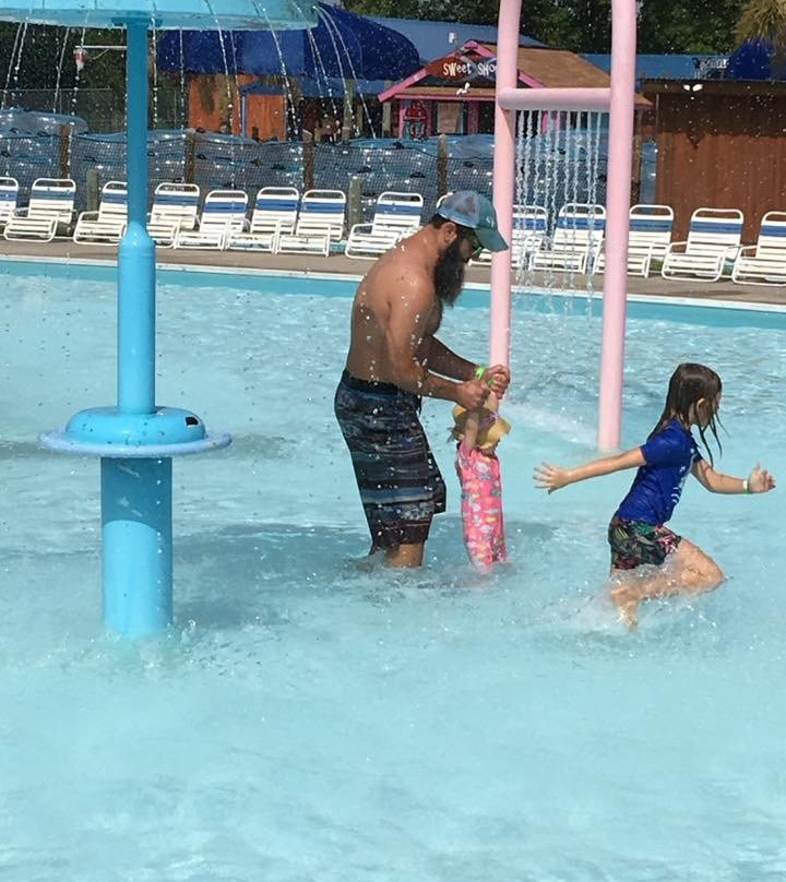 Splash Kingdom Family Waterpark-Canton必去景点