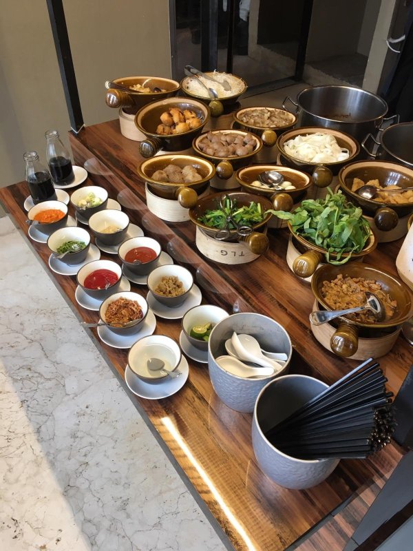 阿里斯塔帕拉姆邦酒店-餐饮