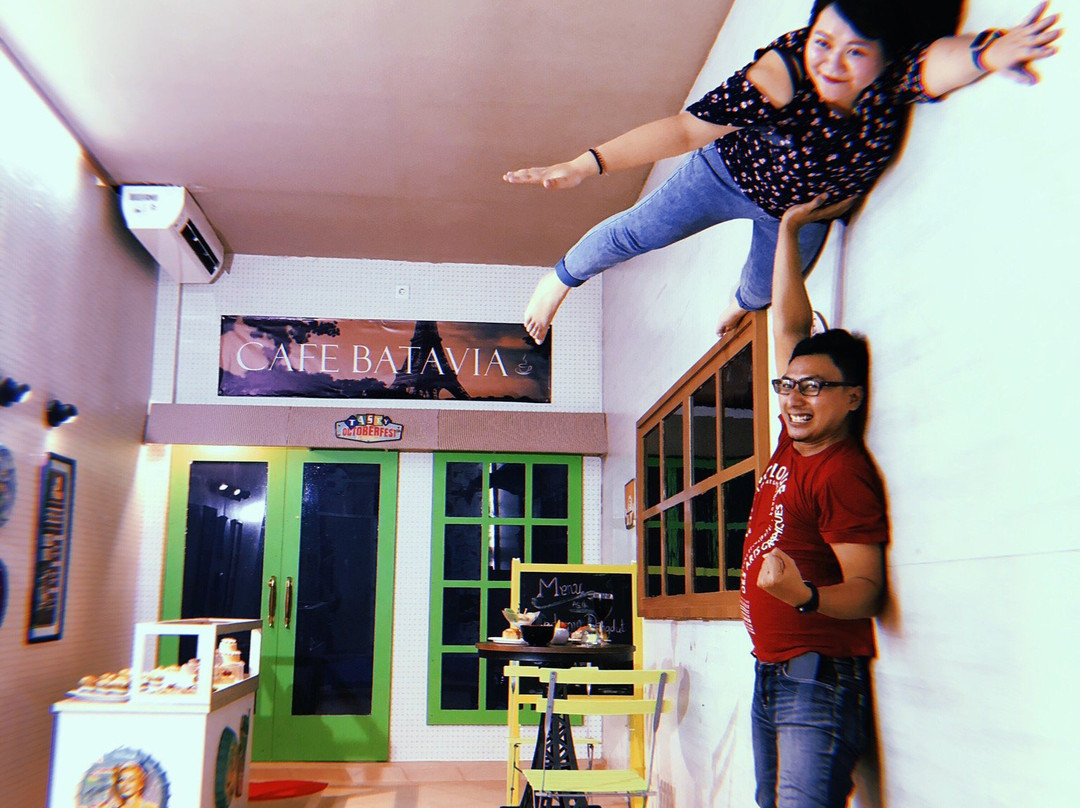 Upside Down World-坦格朗必去景点