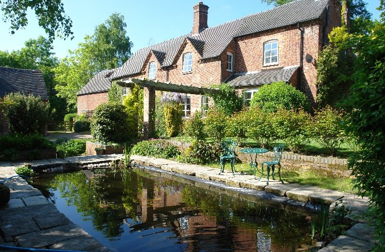 Lintwood Farmhouse-官方