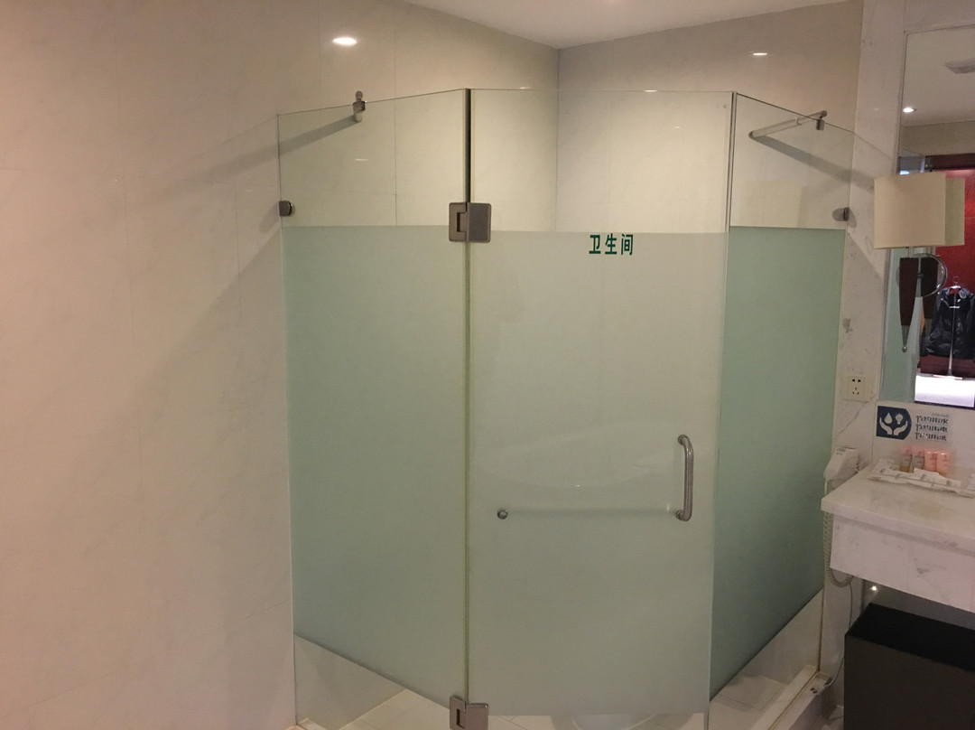 新词大酒店主图