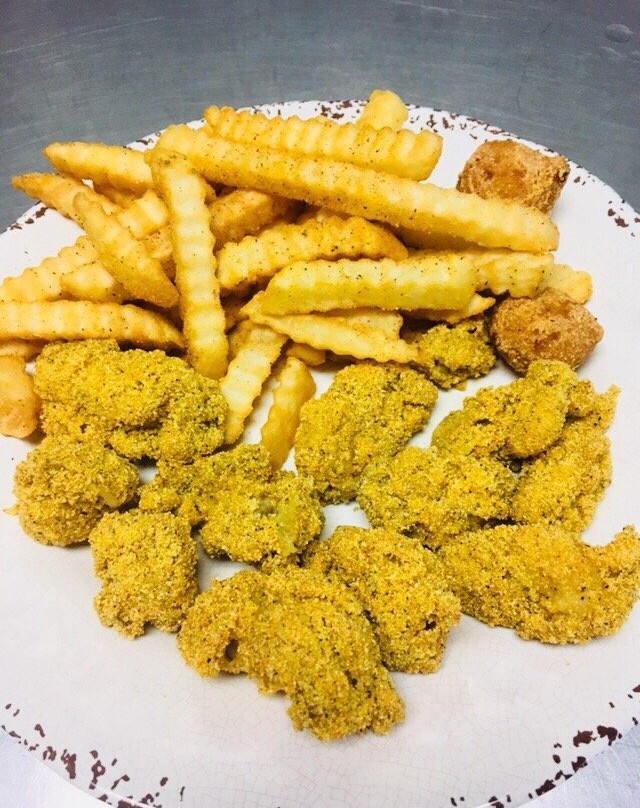 The Big E-Z Crawfish & Oyster Bar