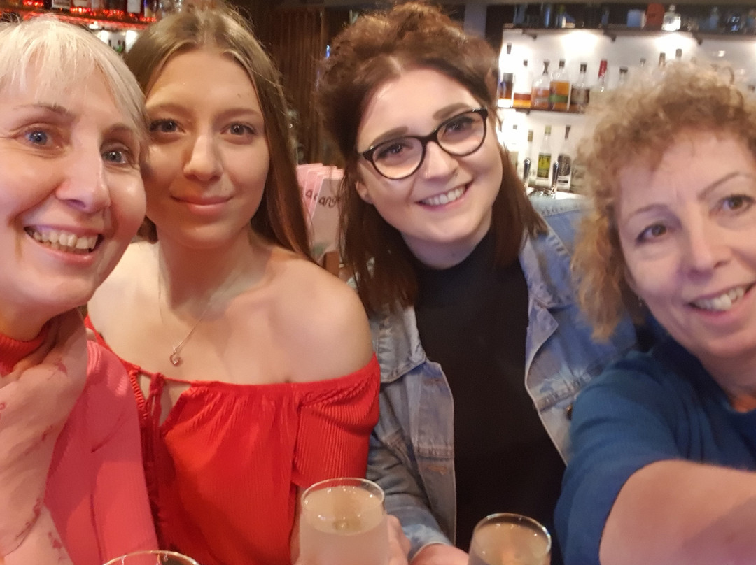 Angels Cocktail Bar-牛津必去景点