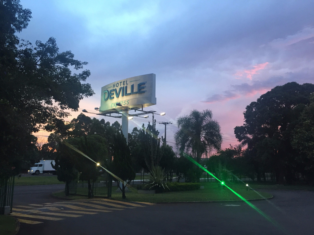 Hotel Deville Express Cascavel主图