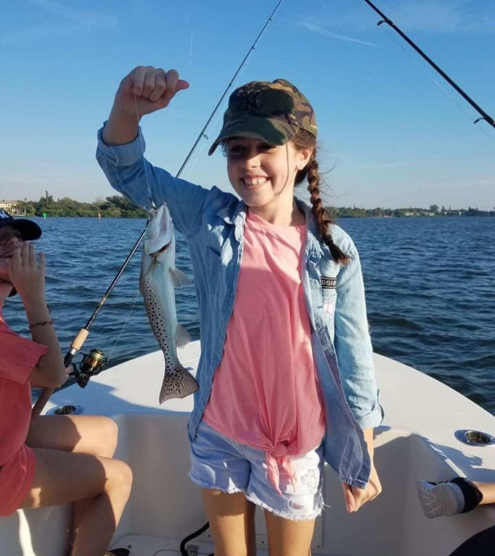 TNT Freedom Fishing Charters-西耶斯塔岛必去景点