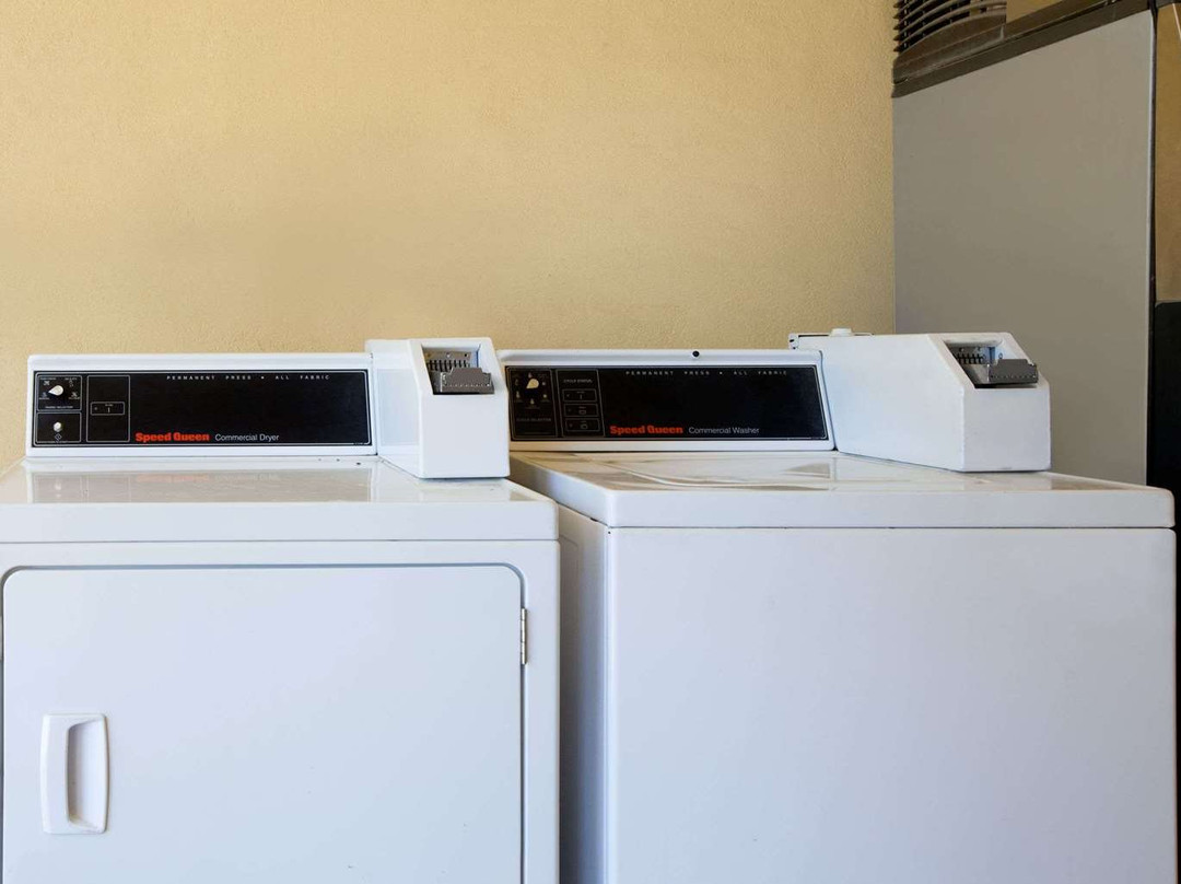 Days Inn by Wyndham Centerville主图