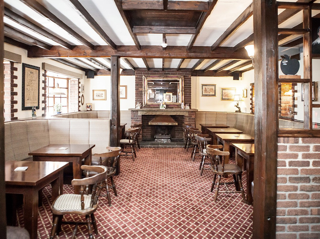 The Crewe Arms Hotel主图