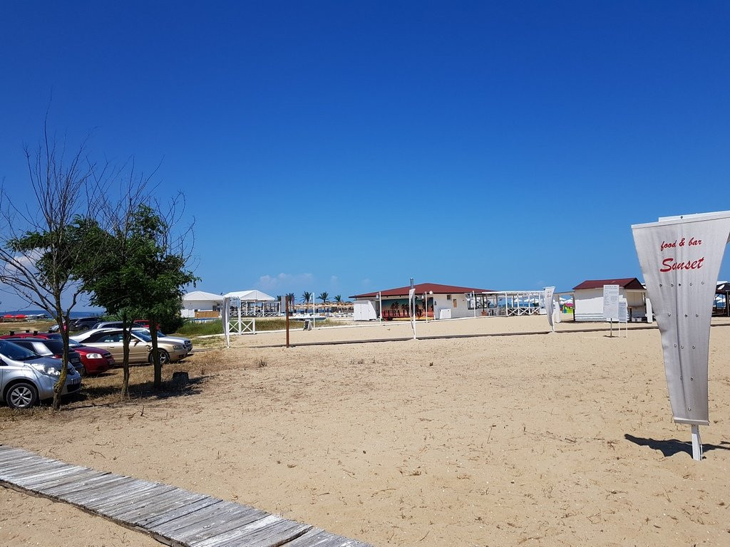 Complex Hunter's Beach主图