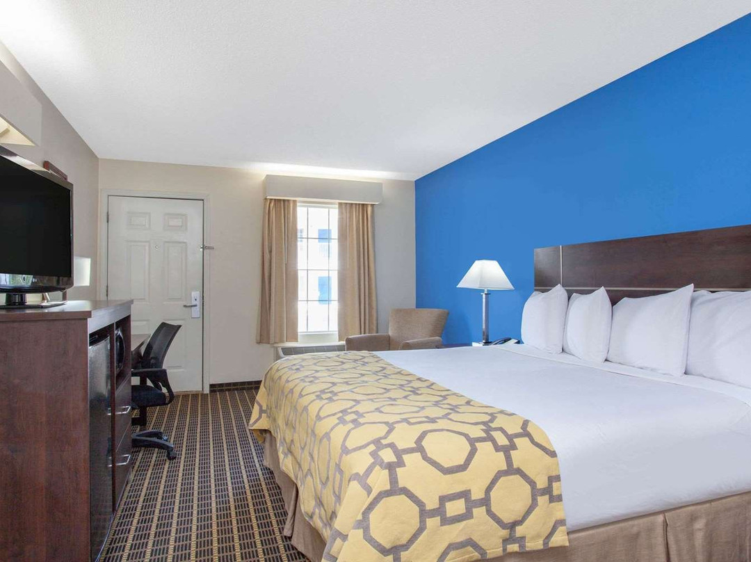 Baymont by Wyndham Greenwood主图