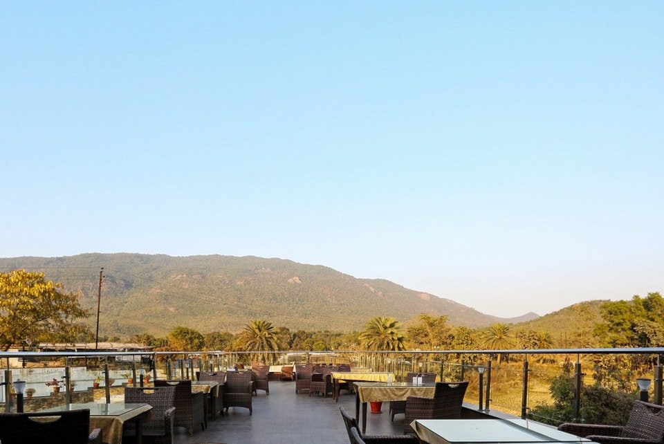 Golden Leaf Resort主图