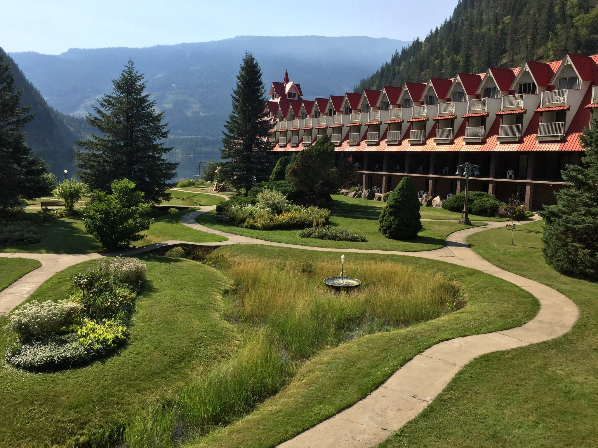Three Valley Lake Chateau & Ghost Town-酒店景观