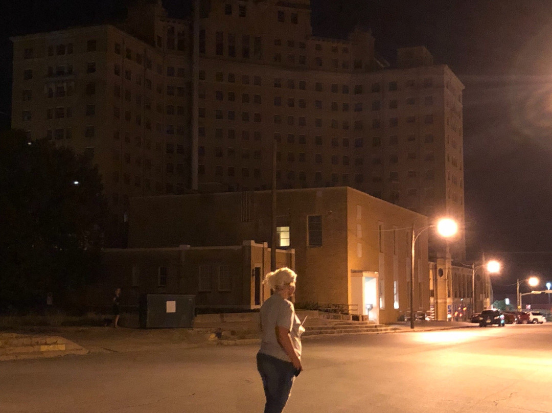 2024年1月The Baker Hotel Ghost Walk景点攻略The Baker Hotel Ghost Walk门票预订地址