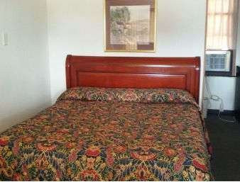 Knights Inn Stevens Point主图