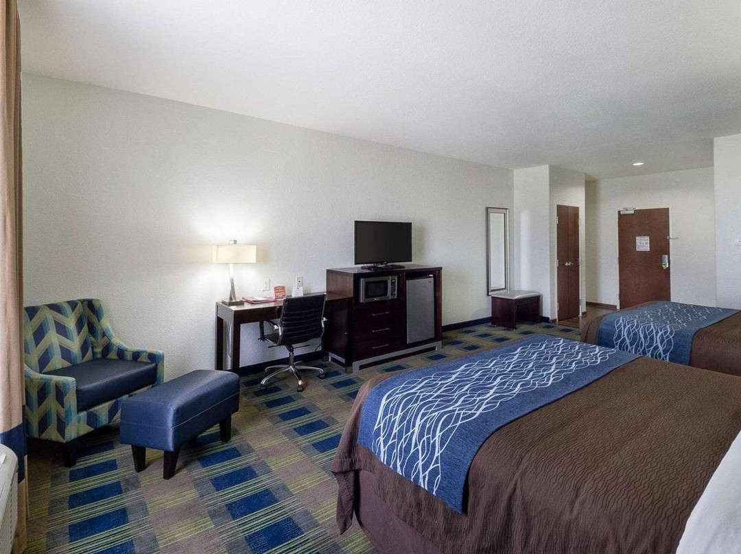 Comfort Inn & Suites Victoria North主图