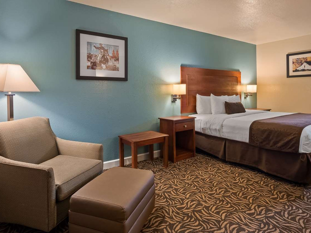 Best Western Regency Inn & Suites主图