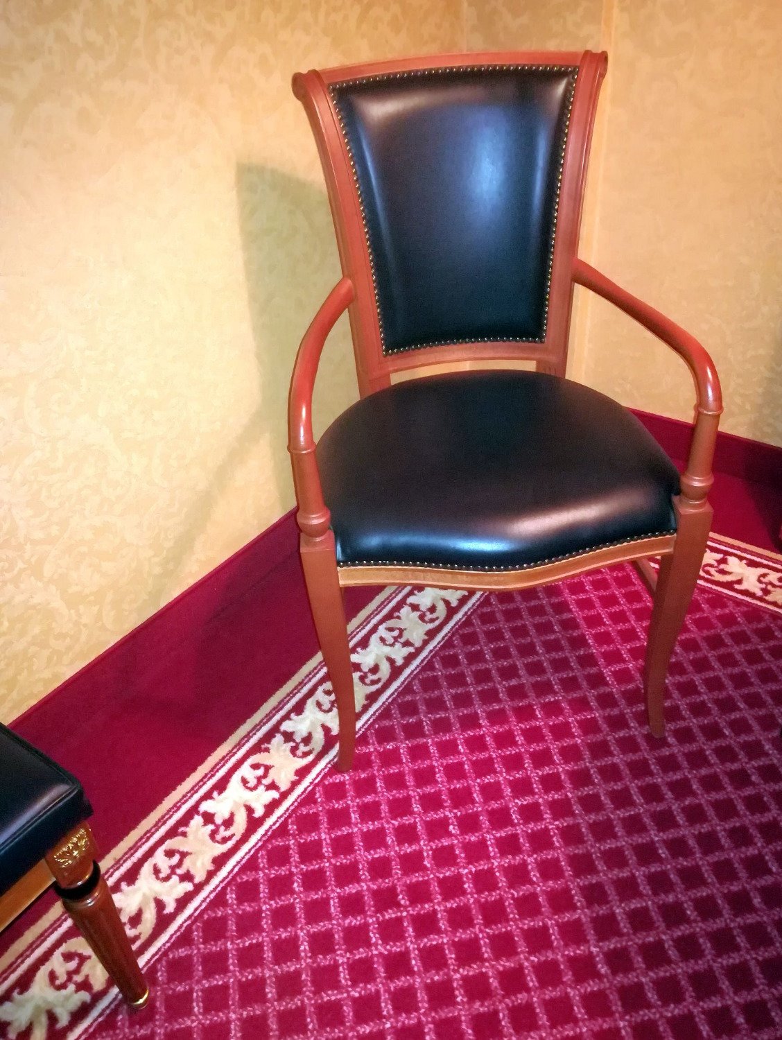 Hotel-Motel Maxim-官方