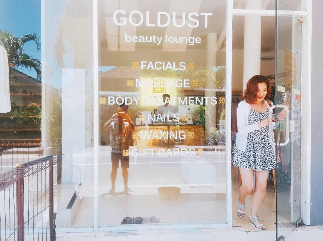 Goldust Beauty Lounge景点图片