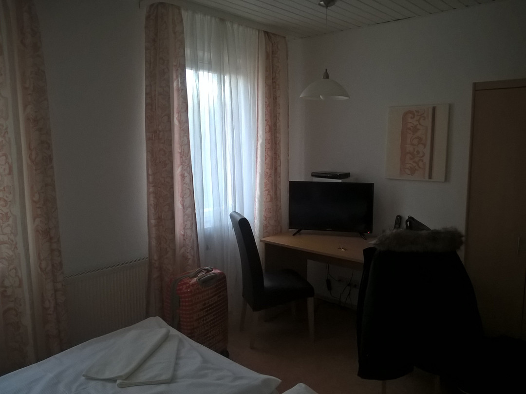 Hotel-Restaurant Zum Goldenen Hahnen主图