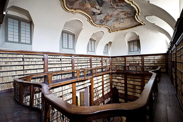 Biblioteca Comunale Laudense景点图片